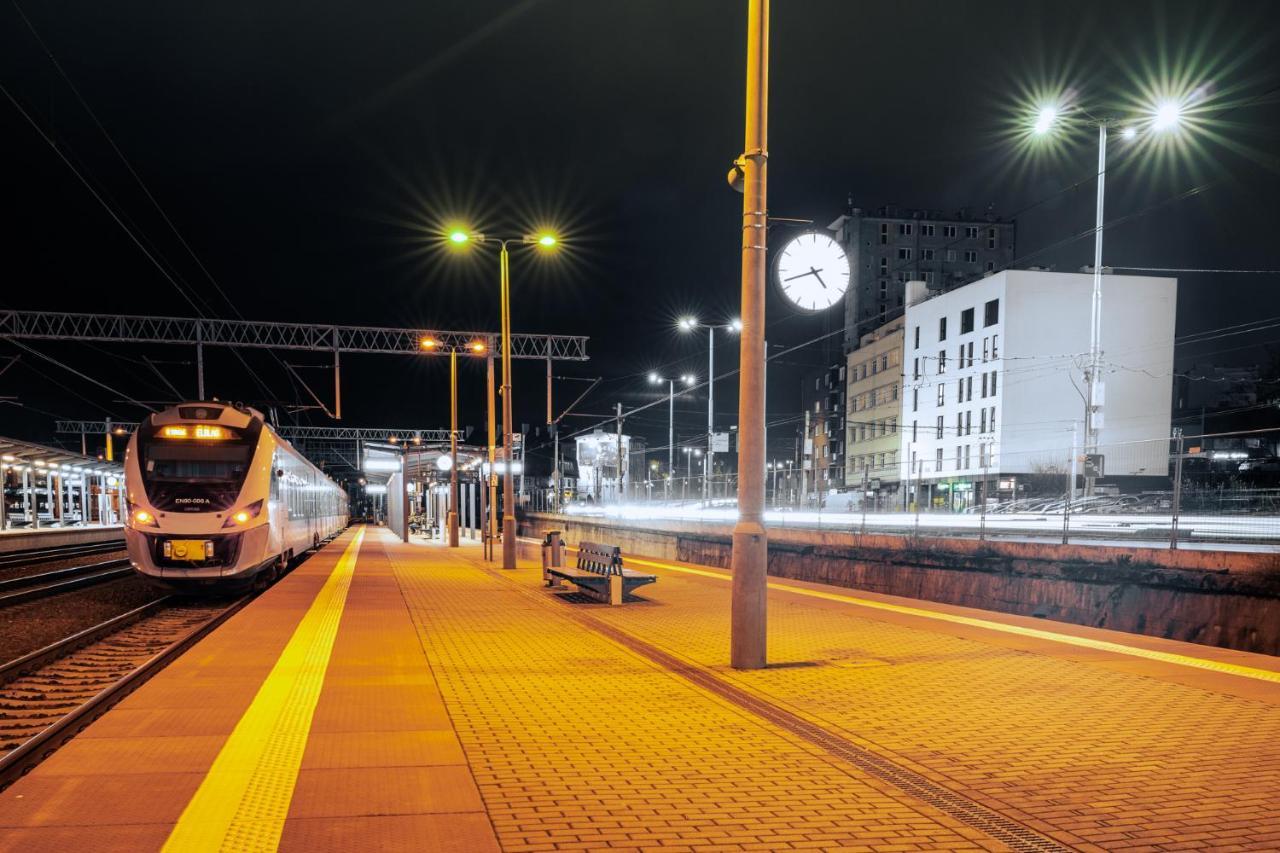 Stacja Gdynia Główna Exterior foto